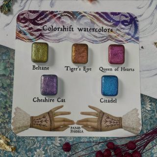 Je v akvarelových vzornících pro tebe málo barvy a v paletkách s půlpánvičkami zase moc? Nevadí! Řešením jsou sady s 1ml...